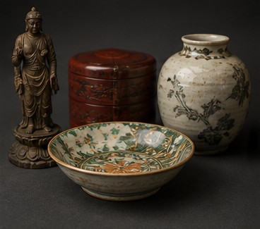 美術品買取で査定する工芸品・彫刻・陶芸作品の生成写真