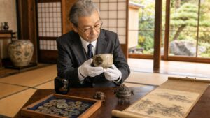 生前整理・遺品整理で出てきた骨董品を査定する芝田美術