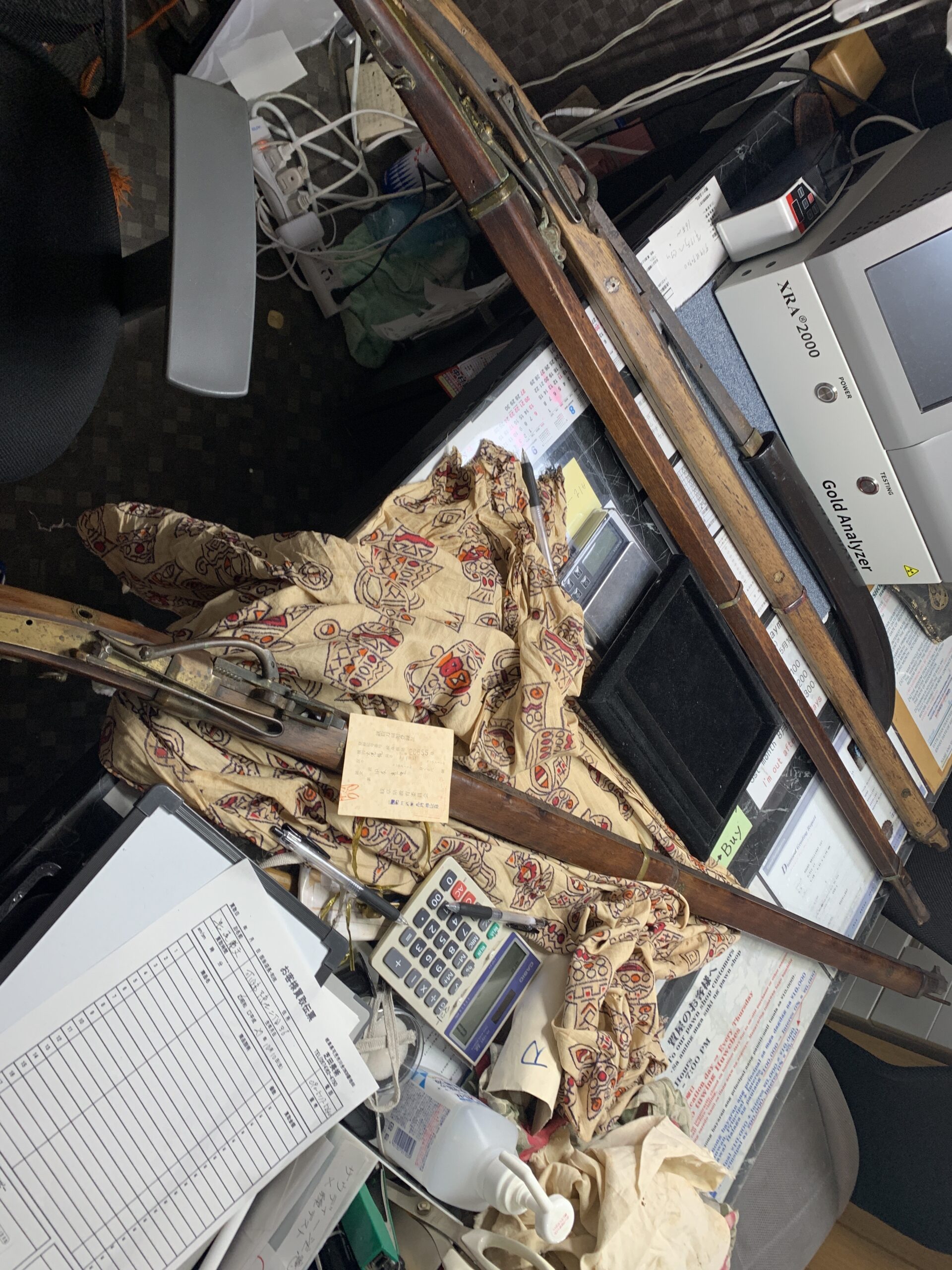 登録証類とともに確認した古式銃類