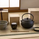 茶道具を査定する際の確認項目を表した生成画像