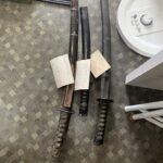 登録証類とともに保管されていた刀剣と拵え
